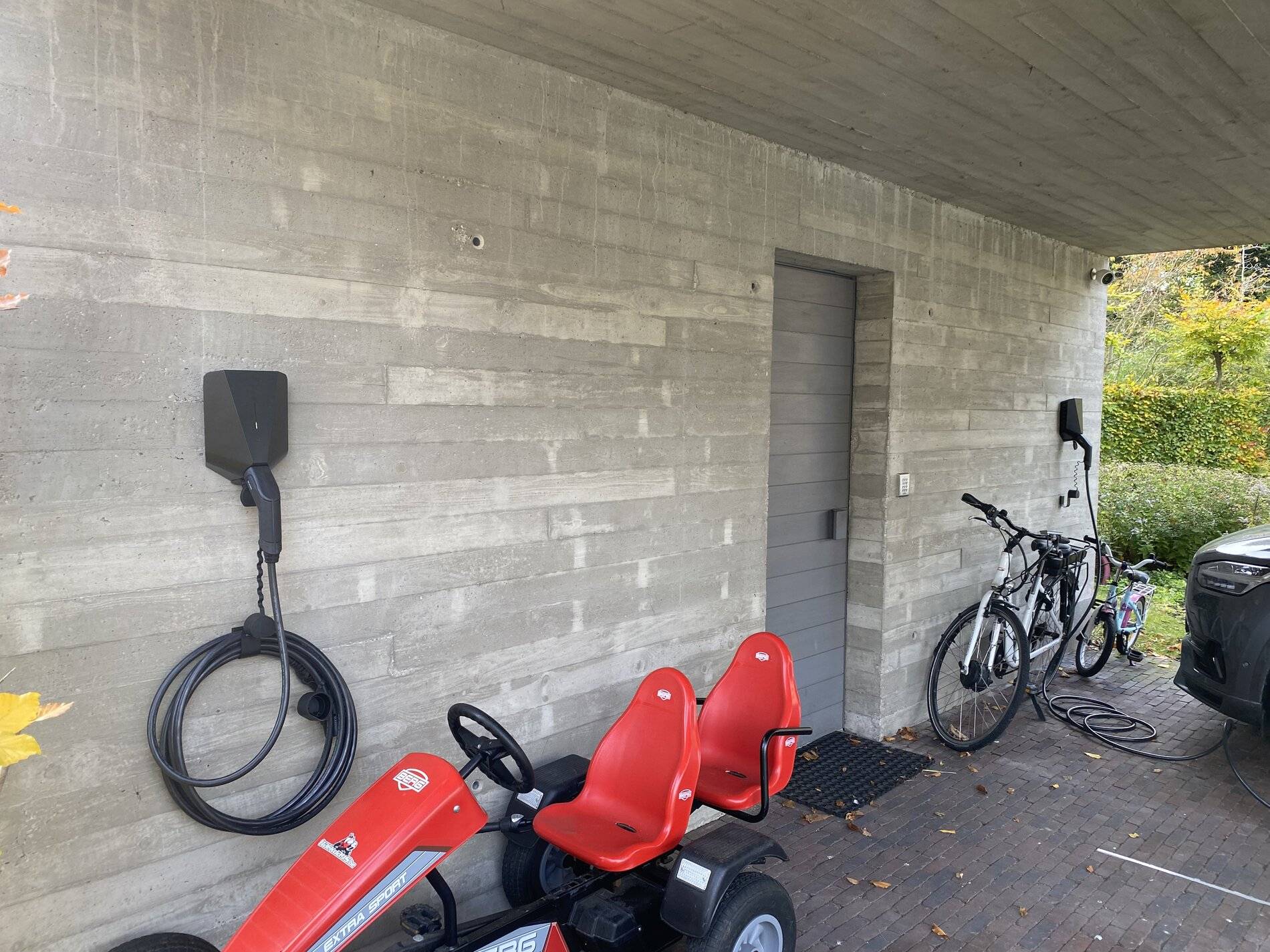 718 EV Electric Cayman Boxster [US] - Over the Top - the well equipped EV home garage…for those that wish to "over do it"… 74C016FC-38E6-465F-B0C7-2BA025FA32C3