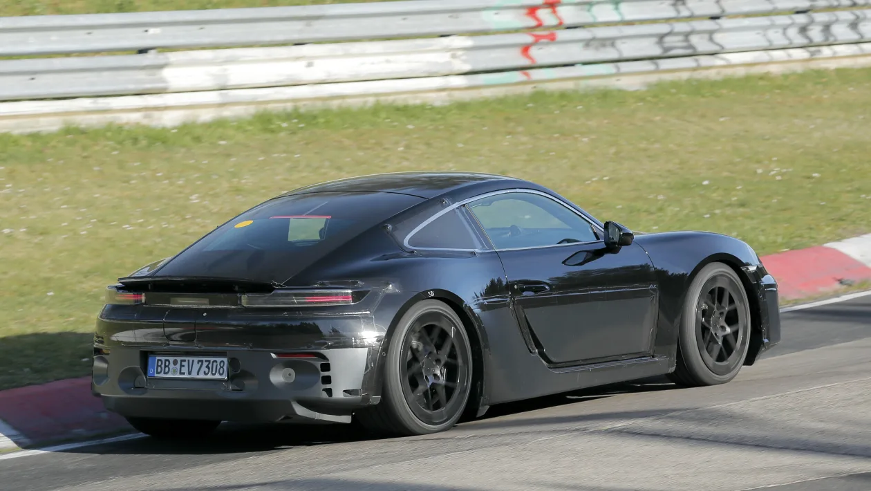 Electric_Porsche_Cayman_evo_014_dvthjr.webp