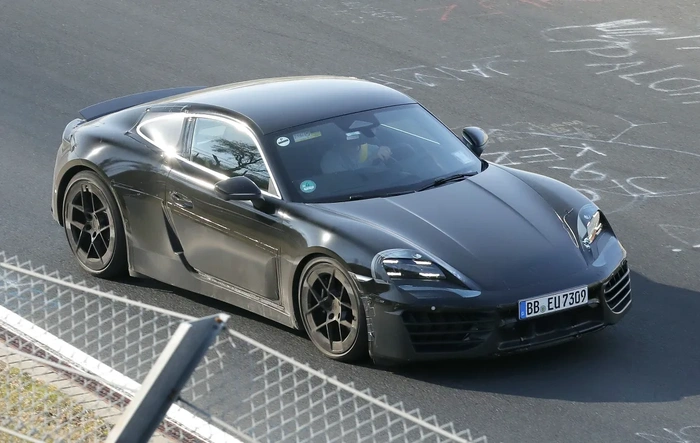 718 Cayman EV also nearly fully uncovered + video