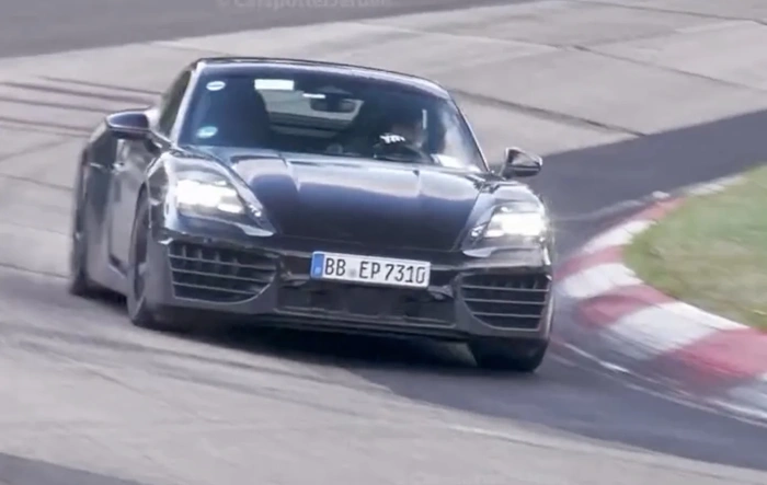 Fake sound (Electric Sport Sound) - OFF vs. ON for 718 EV on track (video)